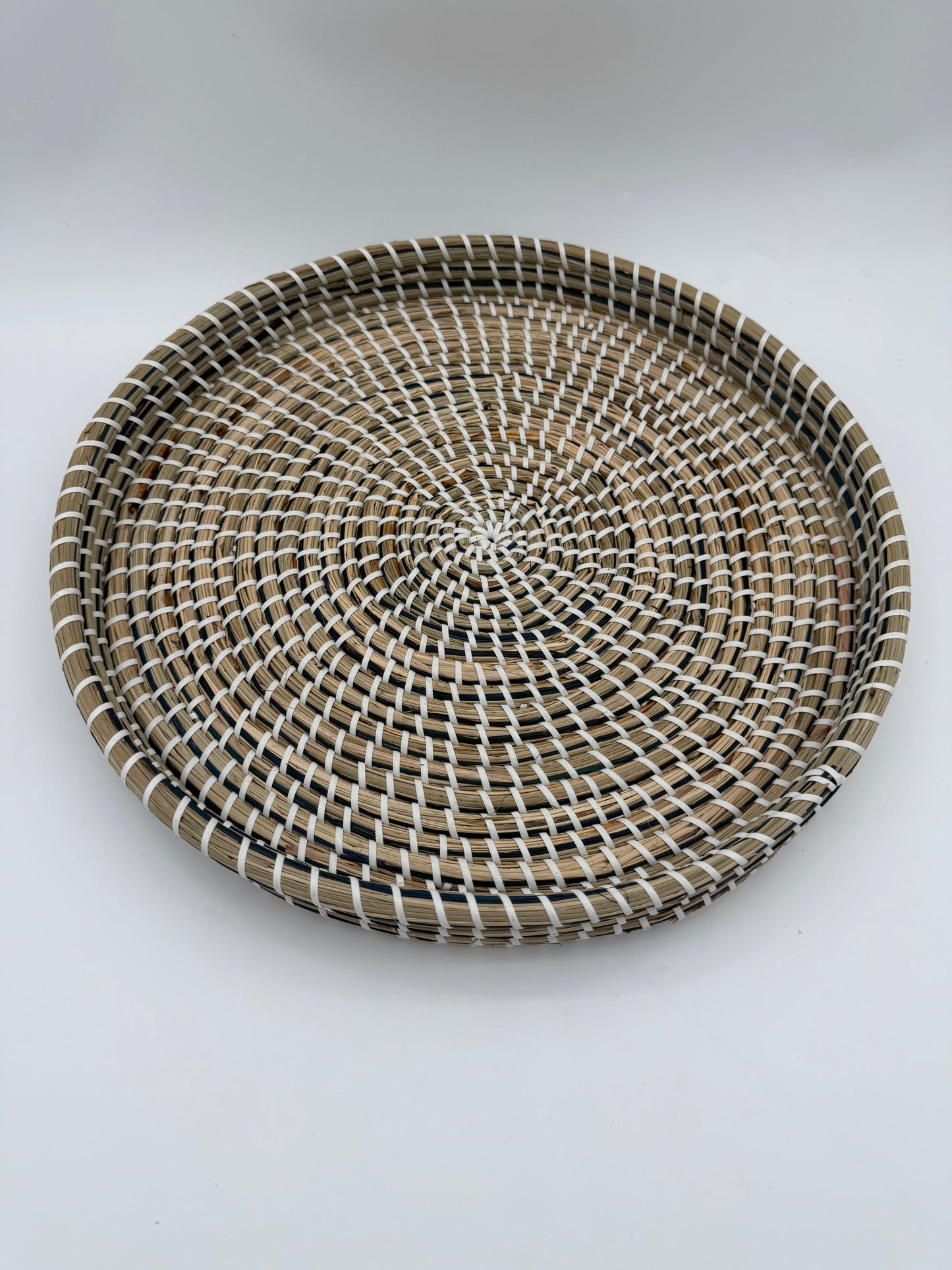 Woven Tray-16.5”
